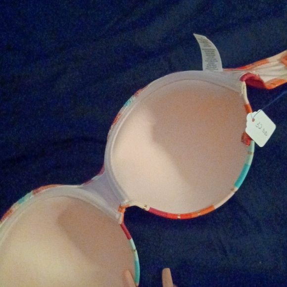 Bikini - Picture 5 of 7